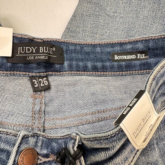 NWT Judy Blue Boyfriend Fit Mid Rise Jeans Distressed Denim Womens Size 3/26 - Picture 9 of 11